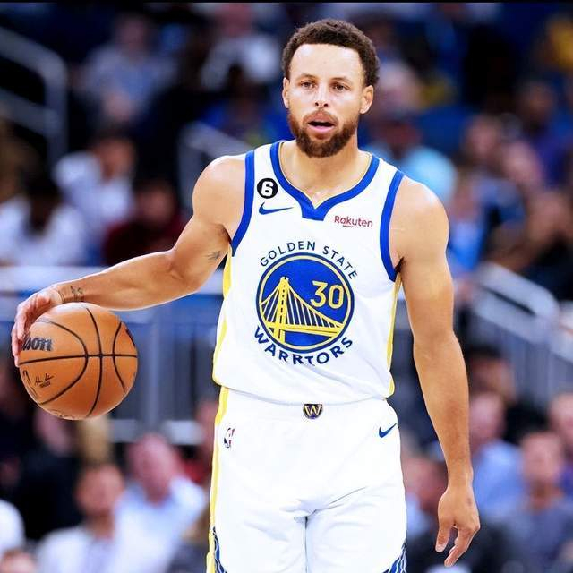 JIUYOU-包含Ming连续十场比赛得分超过比分优势明显，雄鹿挑战极限！的词条