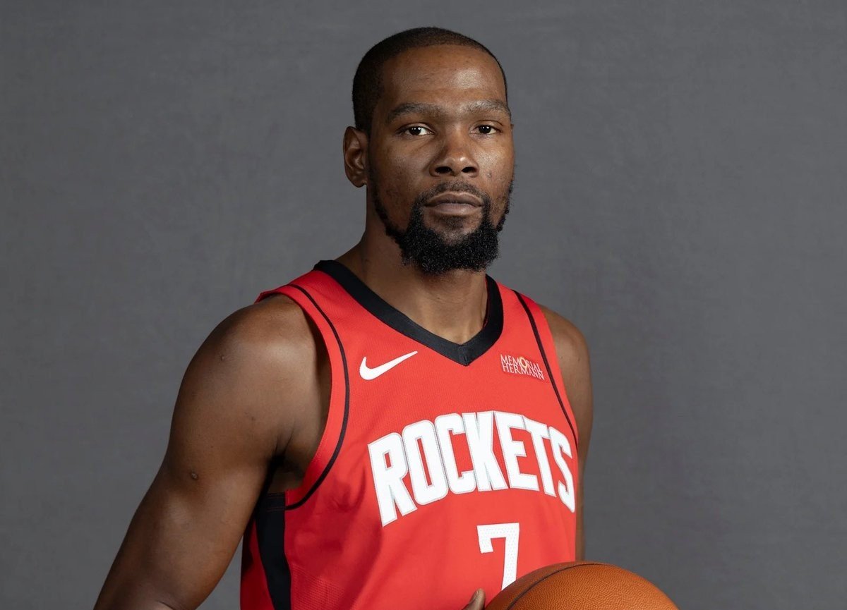 JIUYOU-杜兰特新星赛事规则更新表现惊艳,美国队未来可期!的简单介绍